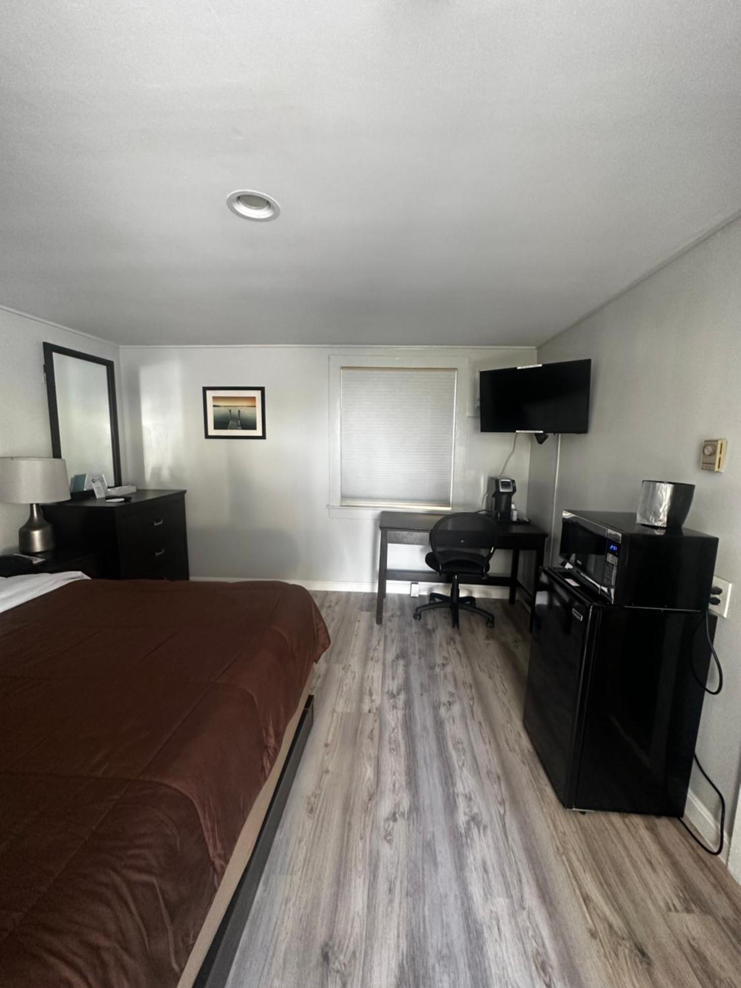 Motel Blue Spruce Plymouth Exterior foto