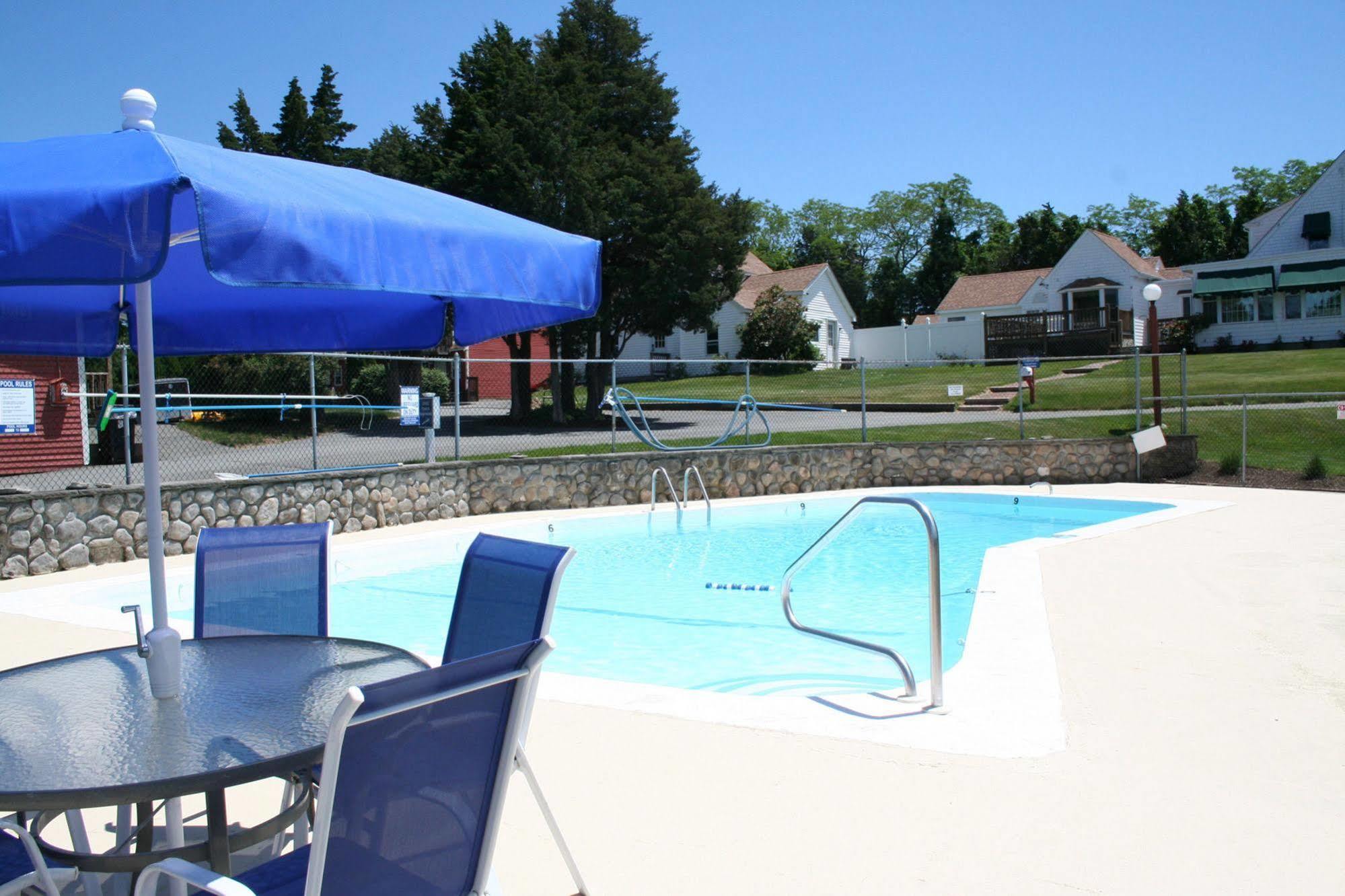 Motel Blue Spruce Plymouth Exterior foto
